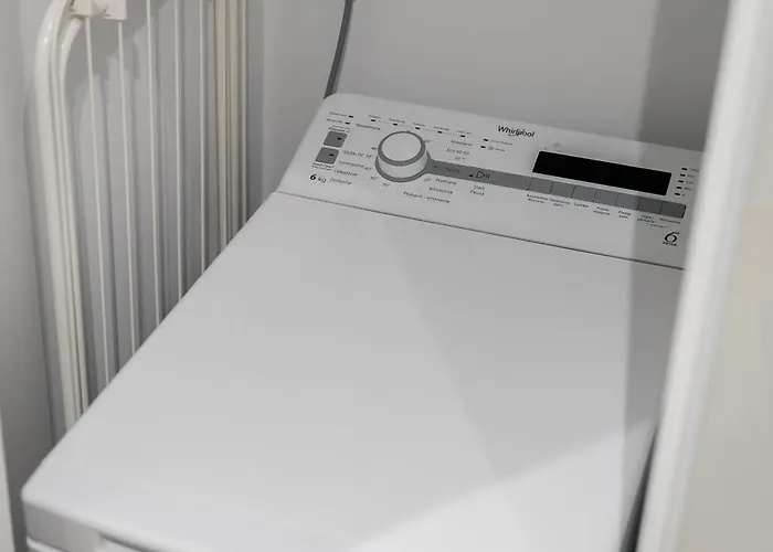 Urban Nest By Bookinghost