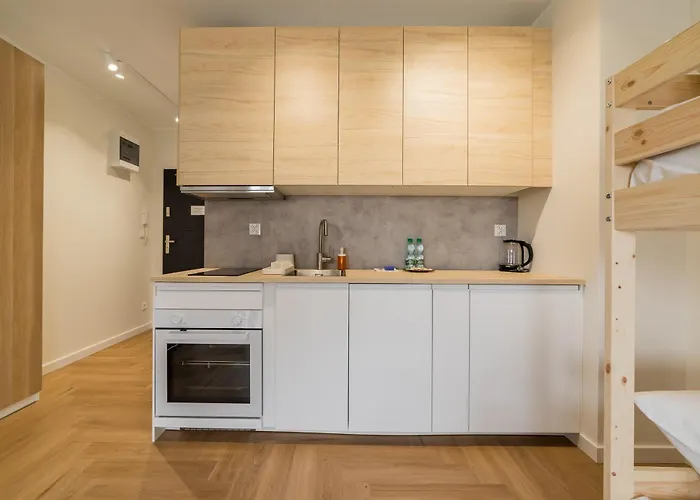 Urban Nest By Bookinghost Apartment *