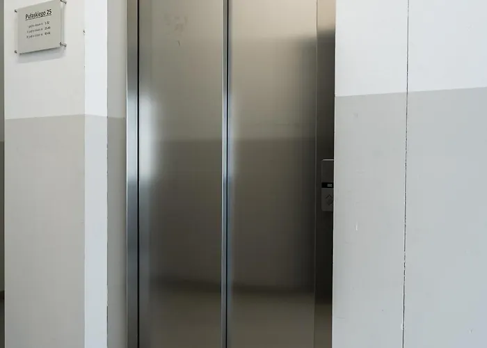 Urban Nest By Bookinghost